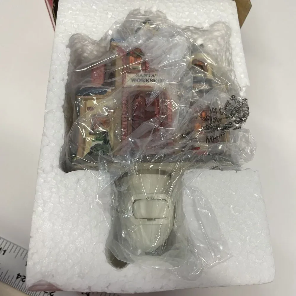 Crosslight Santa's Workshop Porcelain Night‎ Light Christmas Holiday Decor